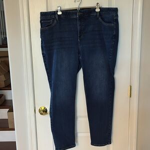 Liz Claiborne Sara slim leg jeans
Size 20 W  women’s